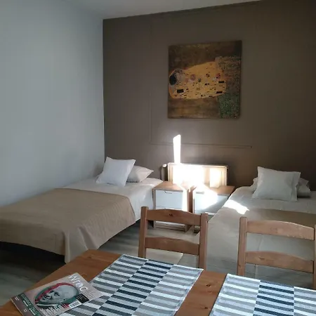 Hostal & Gym